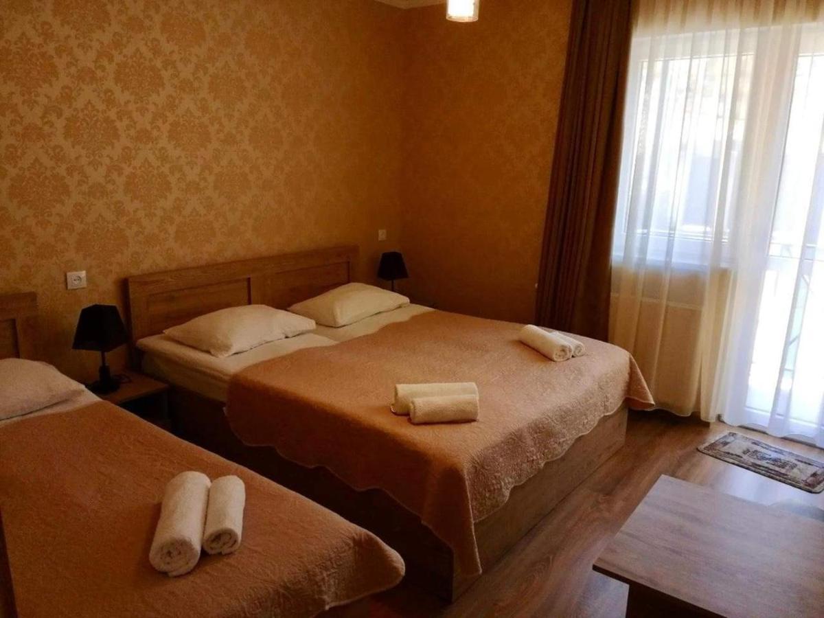 Kazbegi Inn Bagian luar foto