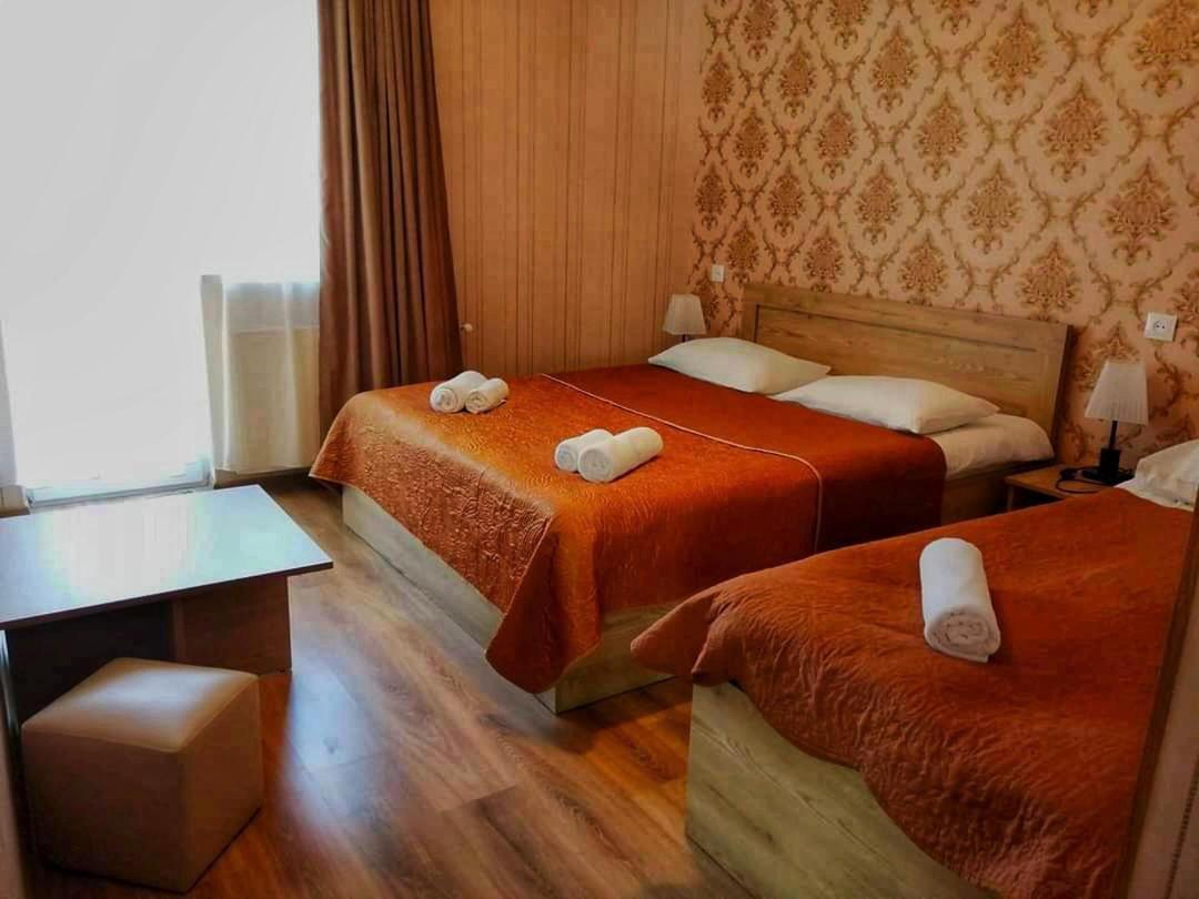 Kazbegi Inn Bagian luar foto