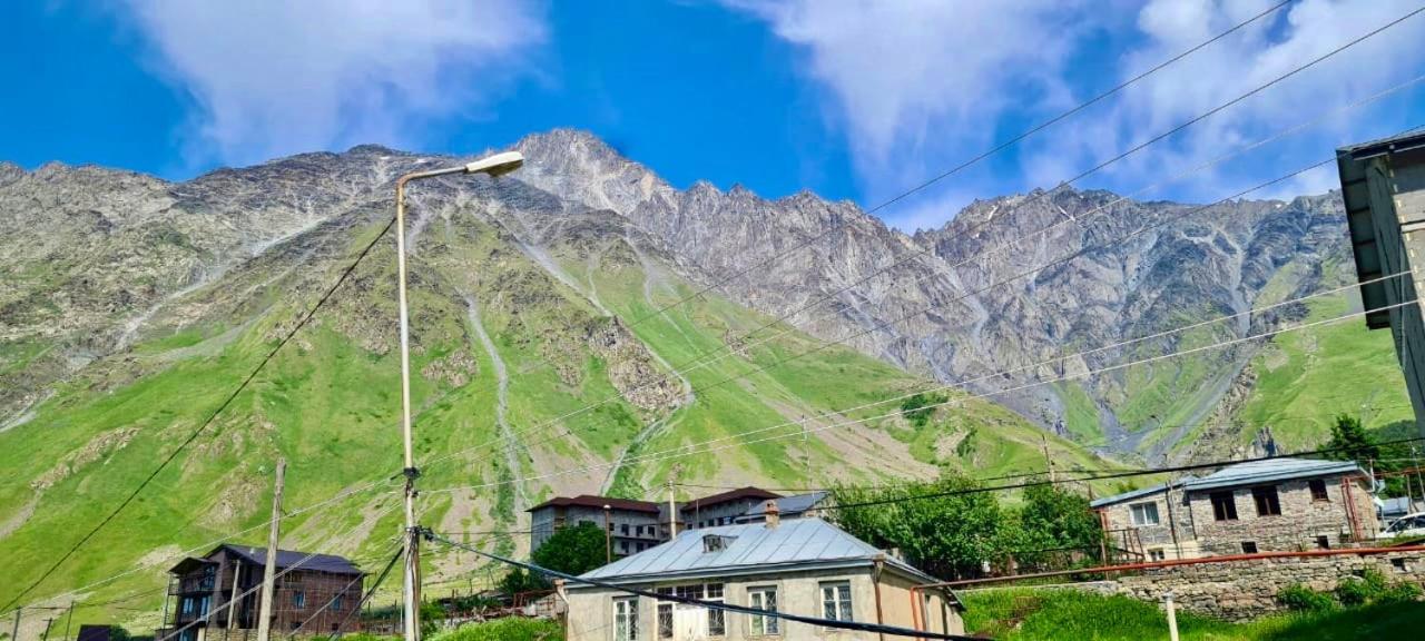 Kazbegi Inn Bagian luar foto