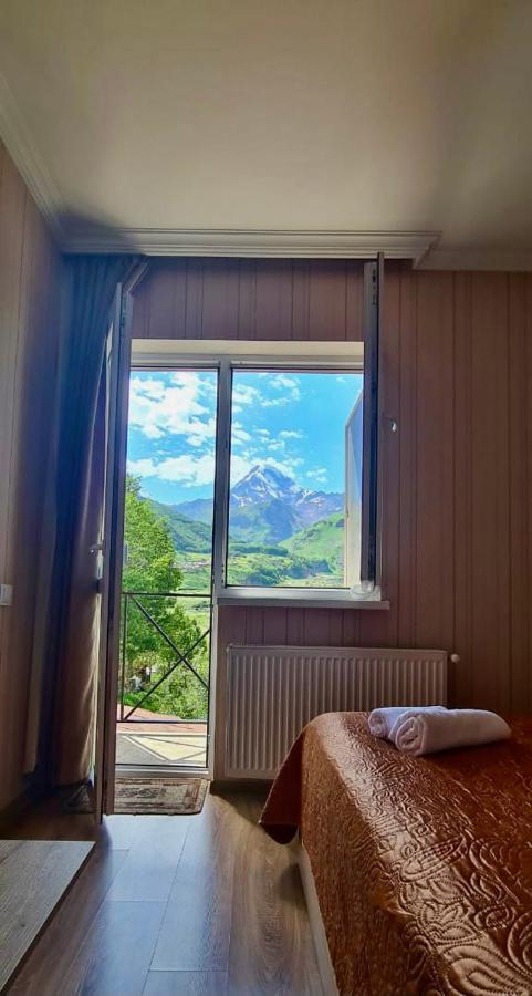 Kazbegi Inn Bagian luar foto